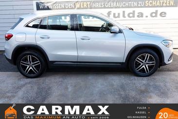 Mercedes GLA 250e — photo 13