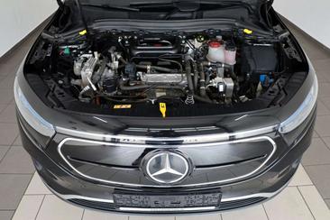 Mercedes EQA 250 — photo 21