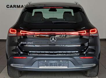Mercedes EQA 250 — photo 22
