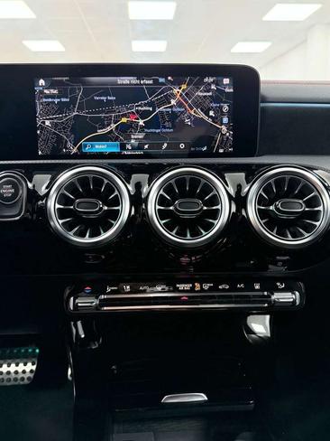Mercedes CLA Berline 250 E — photo 23
