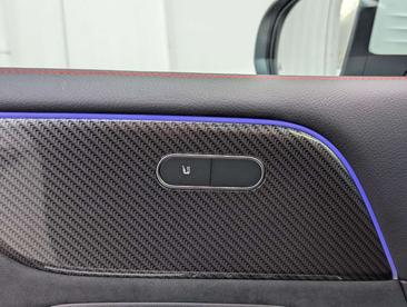 Mercedes GLB 200d — photo 20