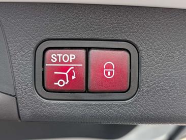 Mercedes GLB 200d — photo 23