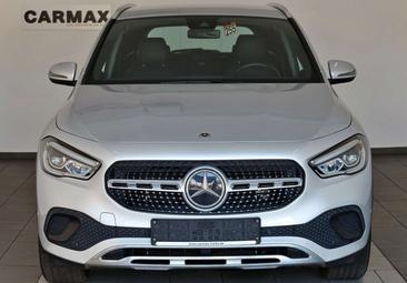 Mercedes GLA 250e — photo 22