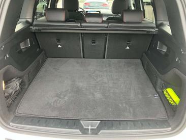 Mercedes GLB 250 — photo 13