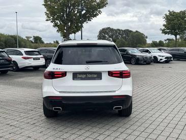 Mercedes GLB 220 Night Edition — photo 4
