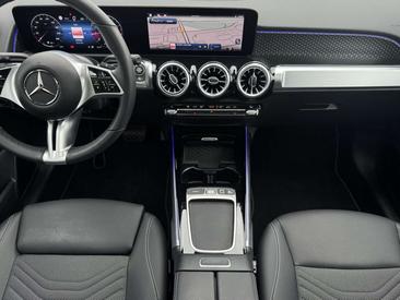 Mercedes GLB 220 Night Edition — photo 15