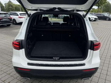 Mercedes GLB 220 Night Edition — photo 18
