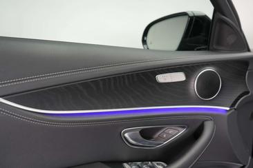 Mercedes Classe E 300 AMG Line — photo 27