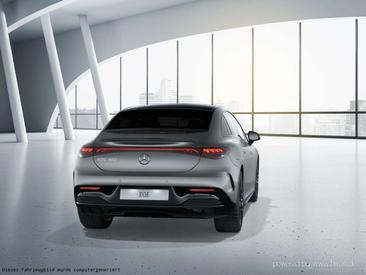 Mercedes EQE 300 Night — photo 12