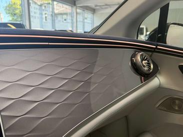 Mercedes EQE 350 Night Edition — photo 20