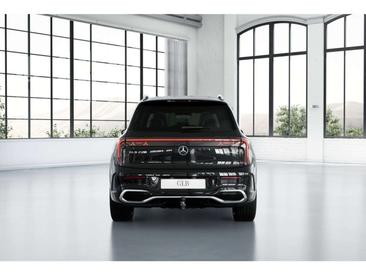 Mercedes GLB 220 AMG LINE — photo 5