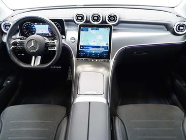 Mercedes GLC 200 AMG Line — photo 9