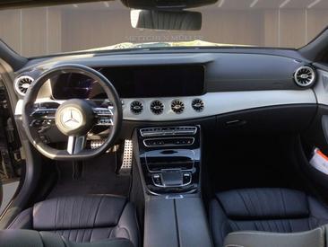 Mercedes CLS 300 — photo 7
