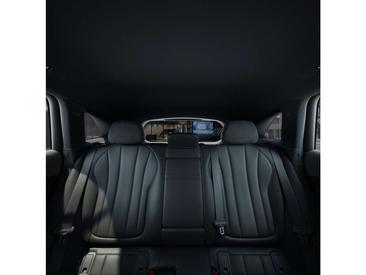 Mercedes EQE Advanced+ — photo 16