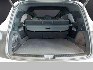 Mercedes GLB 350 — photo 15