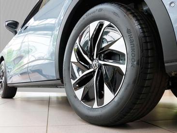 Volkswagen ID.5 Coupé SUV Pro Performance — photo 4
