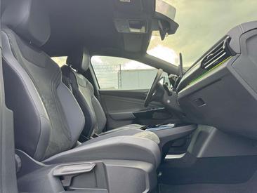 Volkswagen ID.5 Coupé SUV Pro Performance — photo 13
