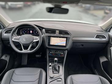 Volkswagen TIGUAN TDI 4Motion Elegance — photo 6