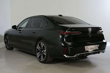 BMW Série 7 Berline 740d — photo 3