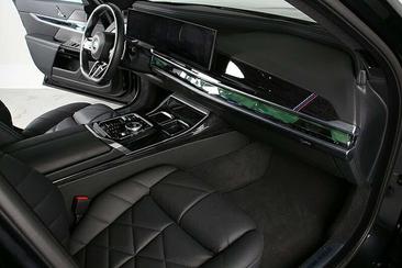 BMW Série 7 Berline 740d — photo 5