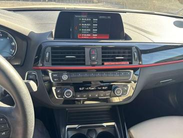 BMW Série 2 Berline 220d — photo 6