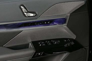 BMW Série 7 Berline 740d — photo 18