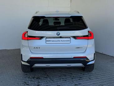 BMW IX1 XDrive30 — photo 2