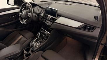 BMW Série 2 Berline 218d — photo 14