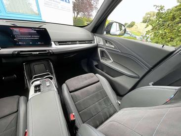 BMW IX1 XDrive30 — photo 14