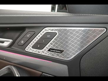 BMW X1 SDrive20d — photo 12
