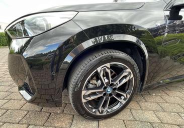 BMW IX1 XDrive30 — photo 21
