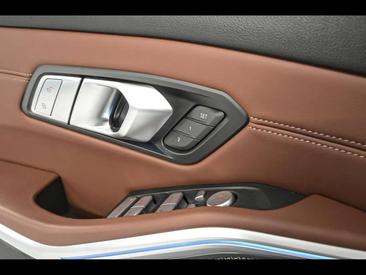 BMW Série 3 Berline 330e — photo 13