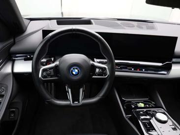 BMW I5 Berline EDrive40 — photo 9