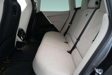 BMW IX XDrive40 — photo 20