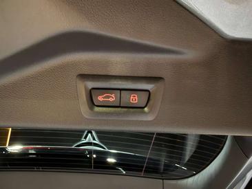 BMW X5 XDrive50e — photo 30