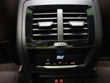 BMW X4 Coupé SUV XDrive20d — photo 18