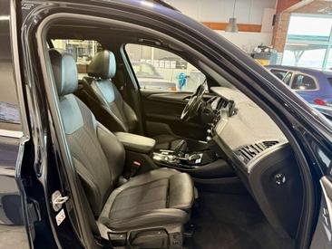 BMW X3 XDrive20d — photo 17