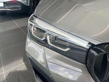 BMW Série 5 520d — photo 8