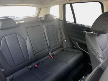 BMW X3 XDrive30e — photo 12