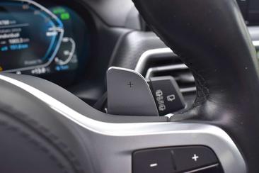 BMW X3 XDrive30e — photo 17