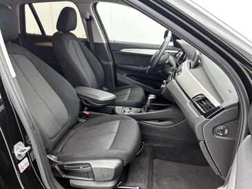 BMW X1 XDrive25e — photo 39