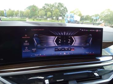 BMW X5 XDrive50e PHEV — photo 39