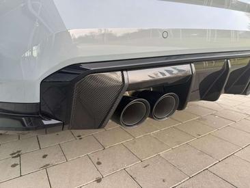 BMW M4 Competition XDrive — photo 19
