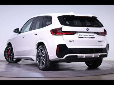 BMW IX1 EDrive20 — photo 5