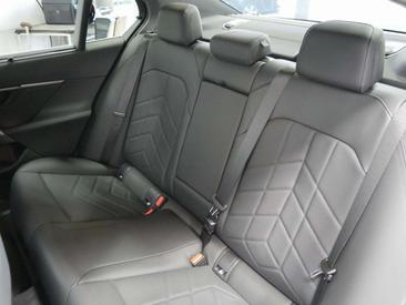 BMW Série 5 535d — photo 12