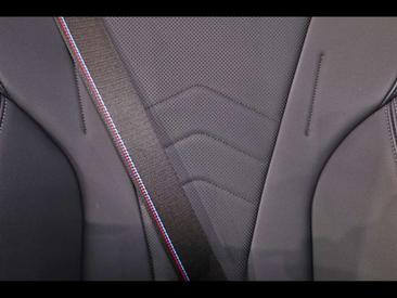 BMW IX1 EDrive20 — photo 20
