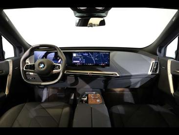 BMW IX XDrive45 — photo 7