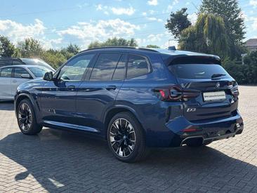 BMW iX3 — photo 4