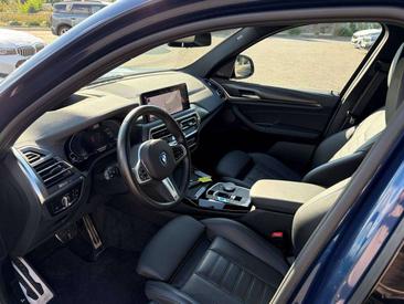 BMW iX3 — photo 6