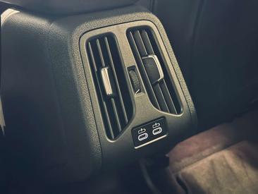 BMW X2 SDrive20i — photo 39